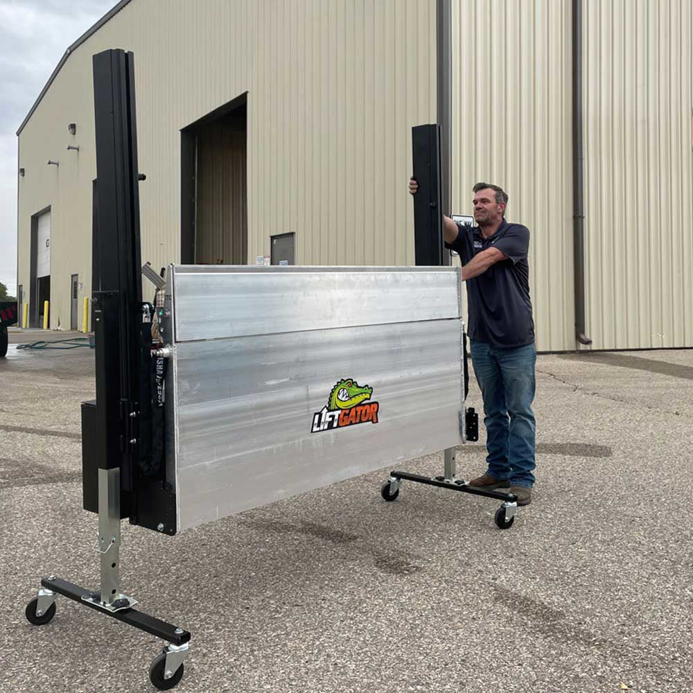 Key Gating Lift LiftGator GEN ll 42-In. Platform Depth Lift Gate W/Key Fob Remote (TG ...