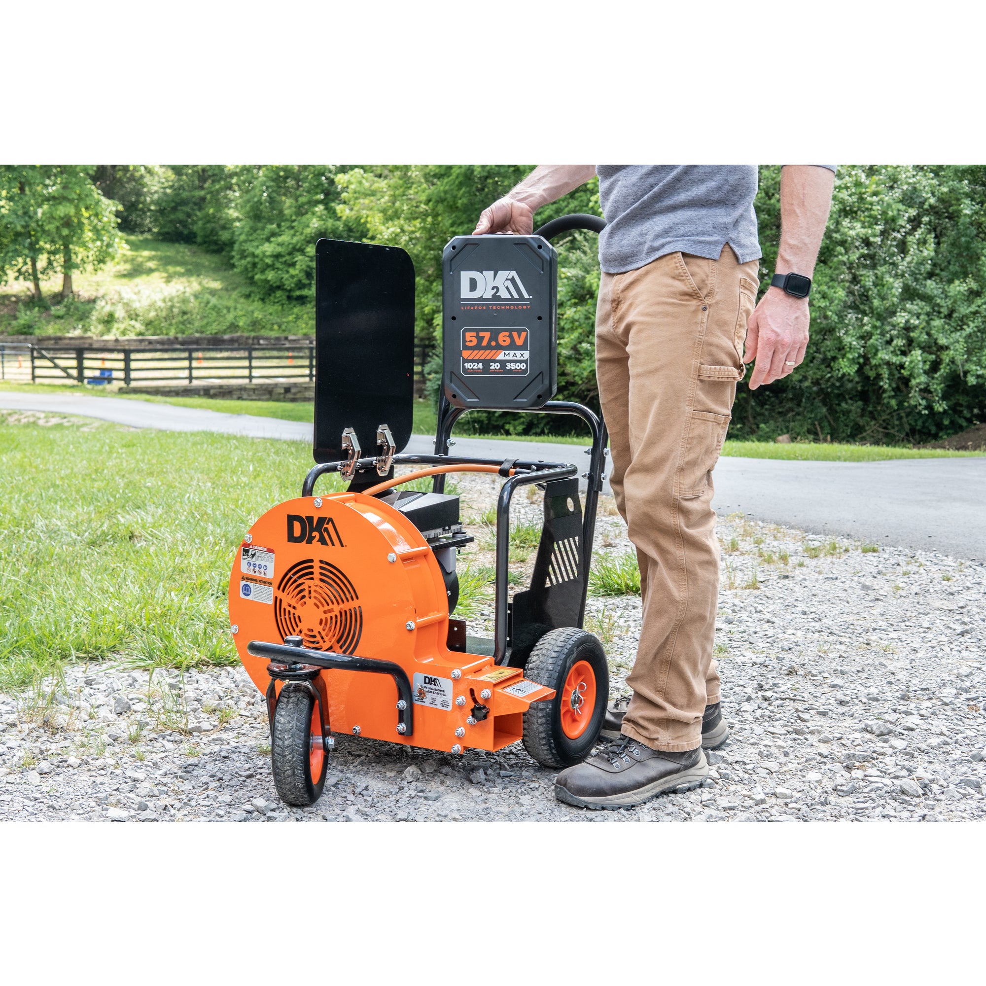 DK2 Elite Energy™ Walk Behind Battery Powered Leaf Blower