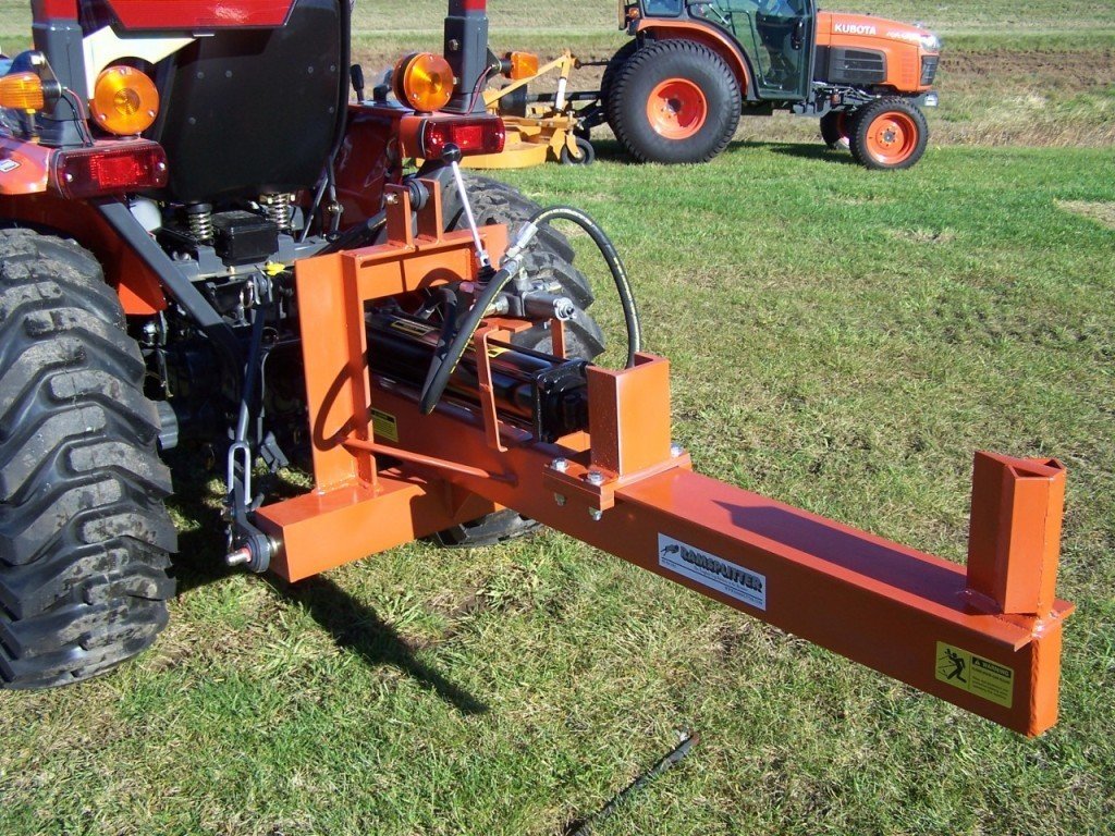 3-point tractor log splitter for splitting firewood rounds