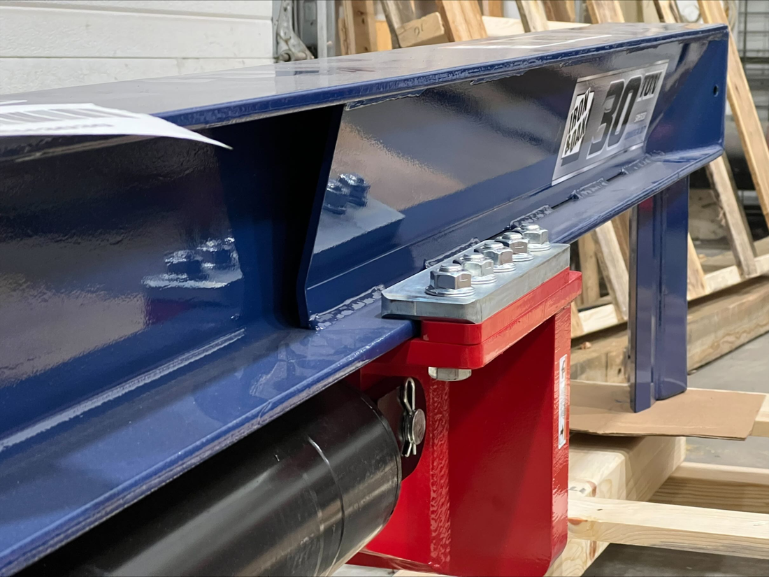 30 Ton Iron & Oak Upside Down Skid Steer Log Splitter 31" Open (SMH303